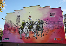 5PSK na muralu przy placu Mikołajków w Dębicy